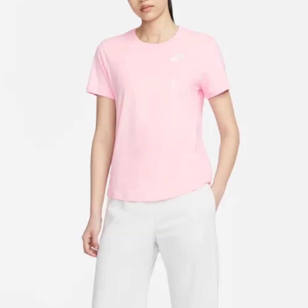 Nike | Embroidered Swoosh Nike Logo Pink Short Sleeve Relaxed Tee - Picture 2 of 6